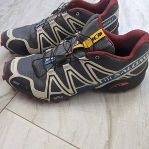 Salomon all terrien shoes